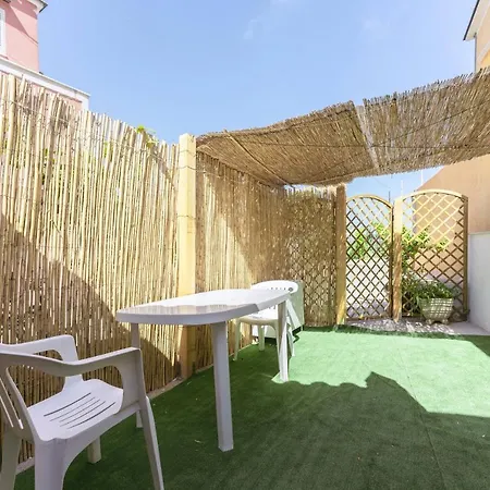 Studio Elmetto - Gioia Apartments * 프로치다